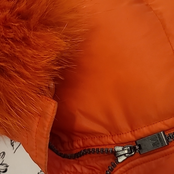 Coat - Picture 3 of 8